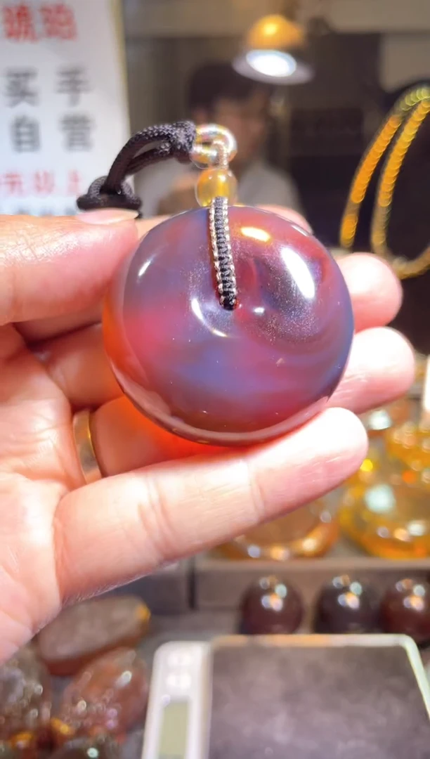 【闪购商品】琥珀裸石未镶嵌紫罗兰 平安扣 30克