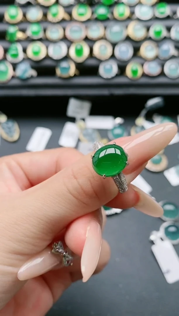 【闪购商品】翡翠戒指银S925镶嵌111111