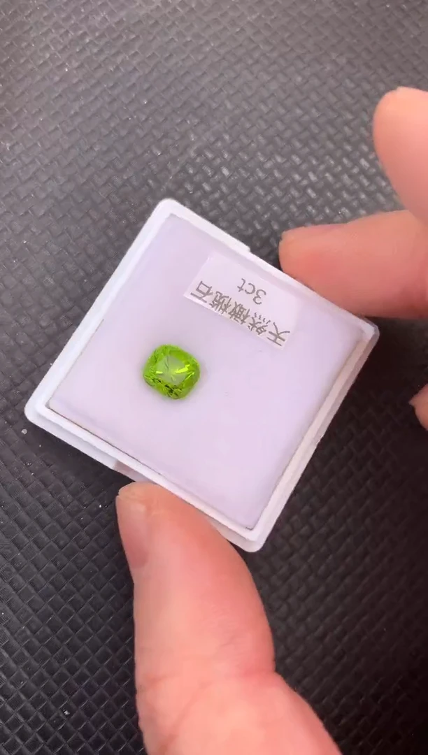 未镶嵌裸石橄榄石天然橄榄石