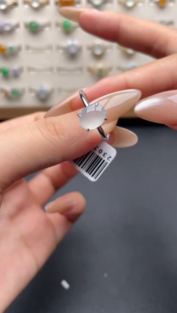 银S925镶嵌戒指翡翠一物一证一礼盒