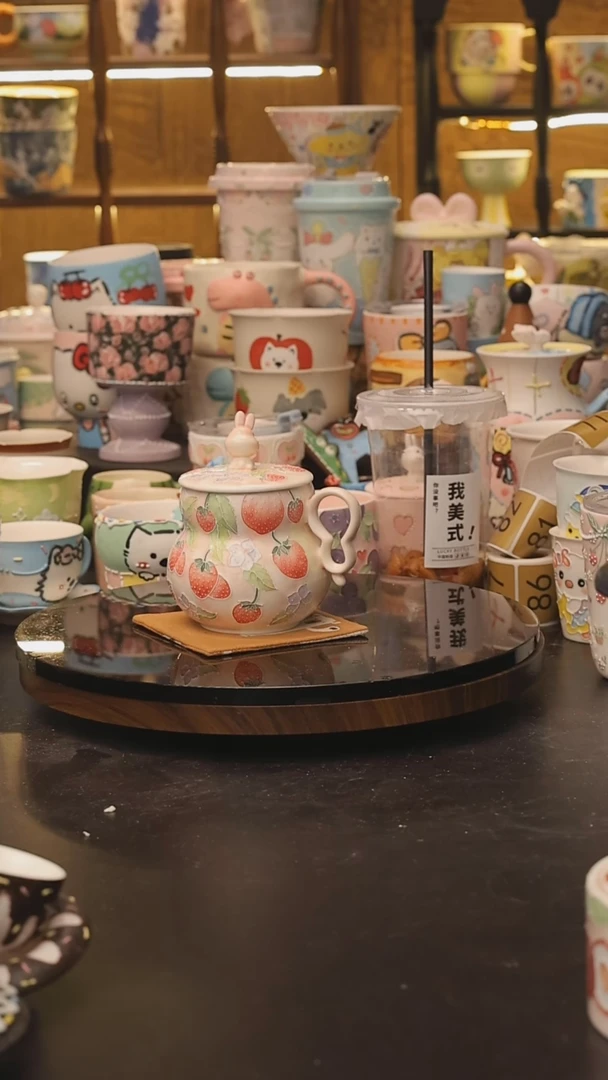 景德镇釉下彩绘设计师款式陶瓷