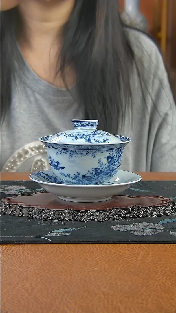 景德镇手工青花喜上眉梢三才盖碗