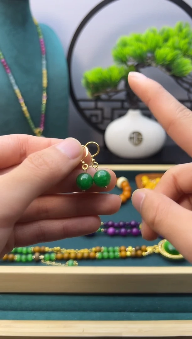 【闪购商品】翡翠颈饰14K金镶嵌E02