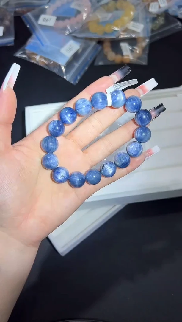 无无11l多样性发其一【1条】默认微瑕