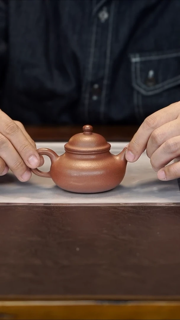 茶壶紫砂老朱泥容天