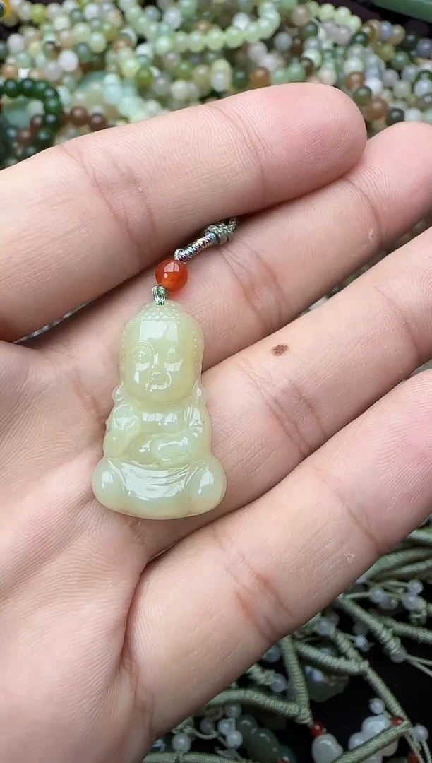 颈饰未镶嵌和田玉拍一发一