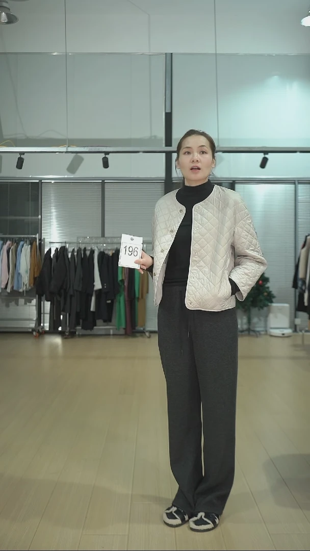 39号 藏青色小棉服40码