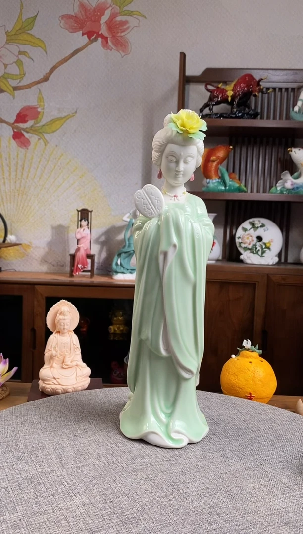 陶瓷唐朝仕女陶瓷摆件