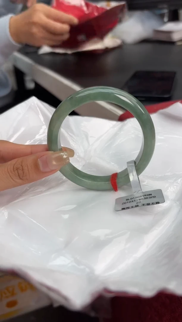 未镶嵌手镯翡翠翡翠手镯5