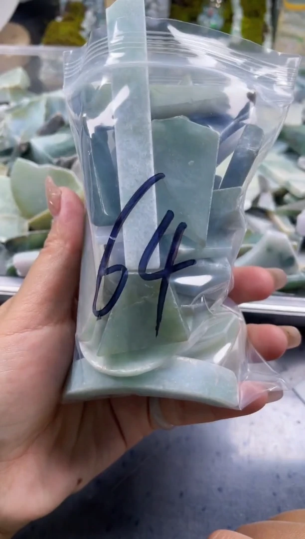 翡翠散珠天然翡翠大号500克64