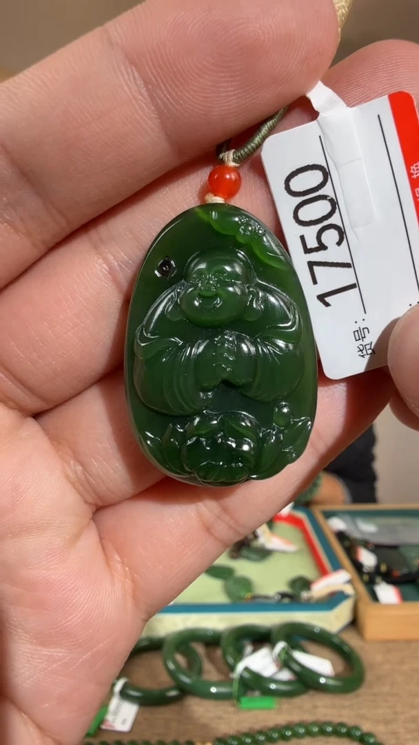 颈饰未镶嵌和田玉糖*1