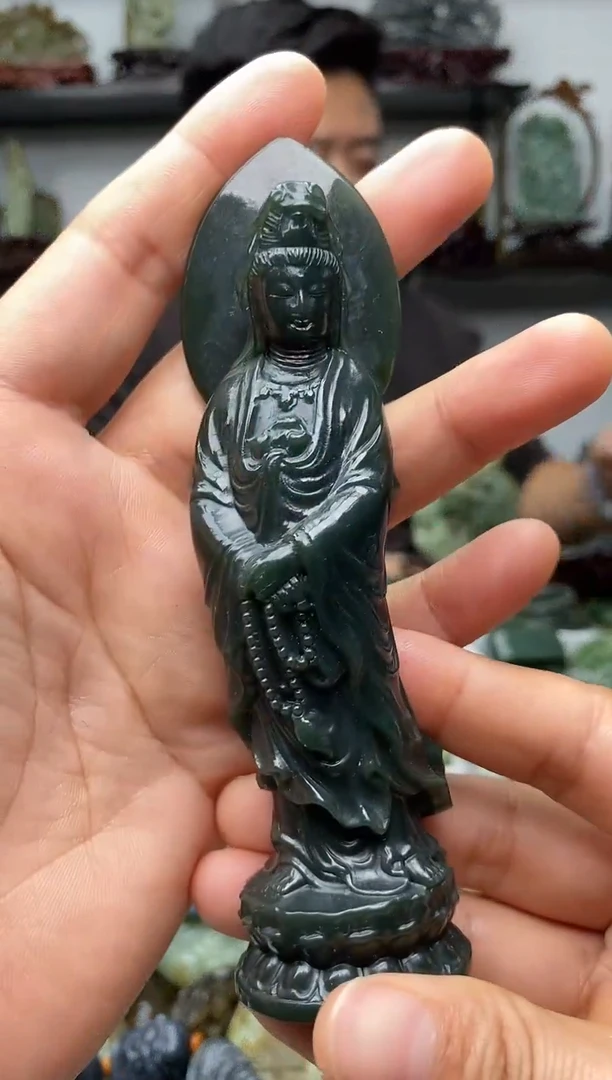 未镶嵌和田玉把件1