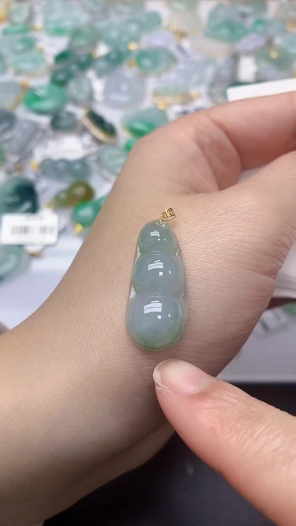 颈饰18K金镶嵌翡翠天然缅甸A货百元以上9元证书费自理