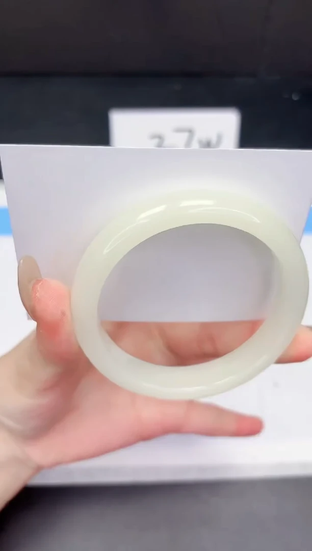 【闪购商品】石英质玉手镯未镶嵌353-52.8