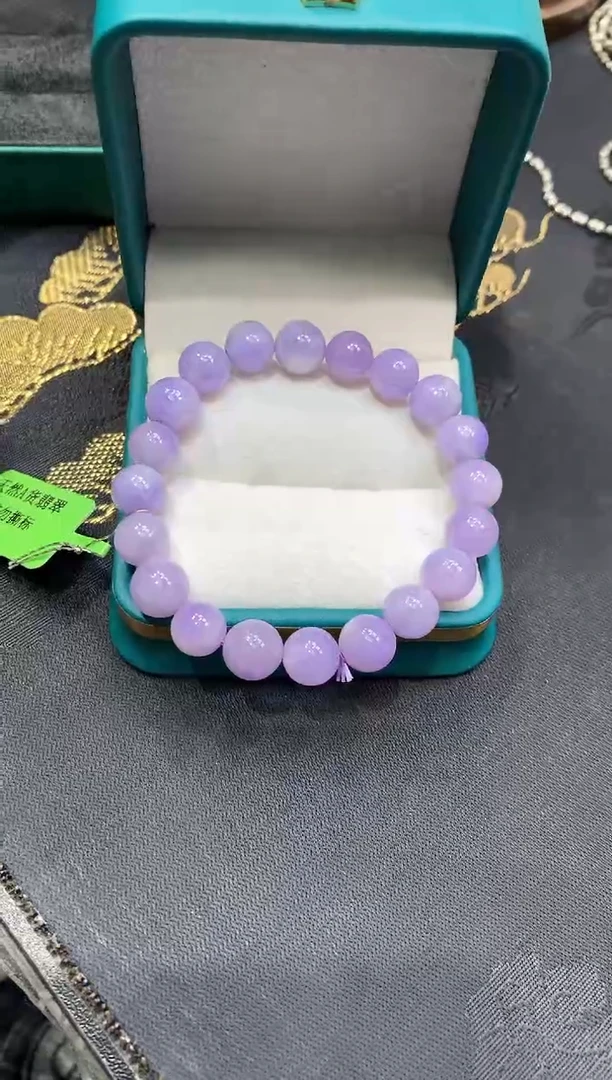未镶嵌挂件翡翠手串