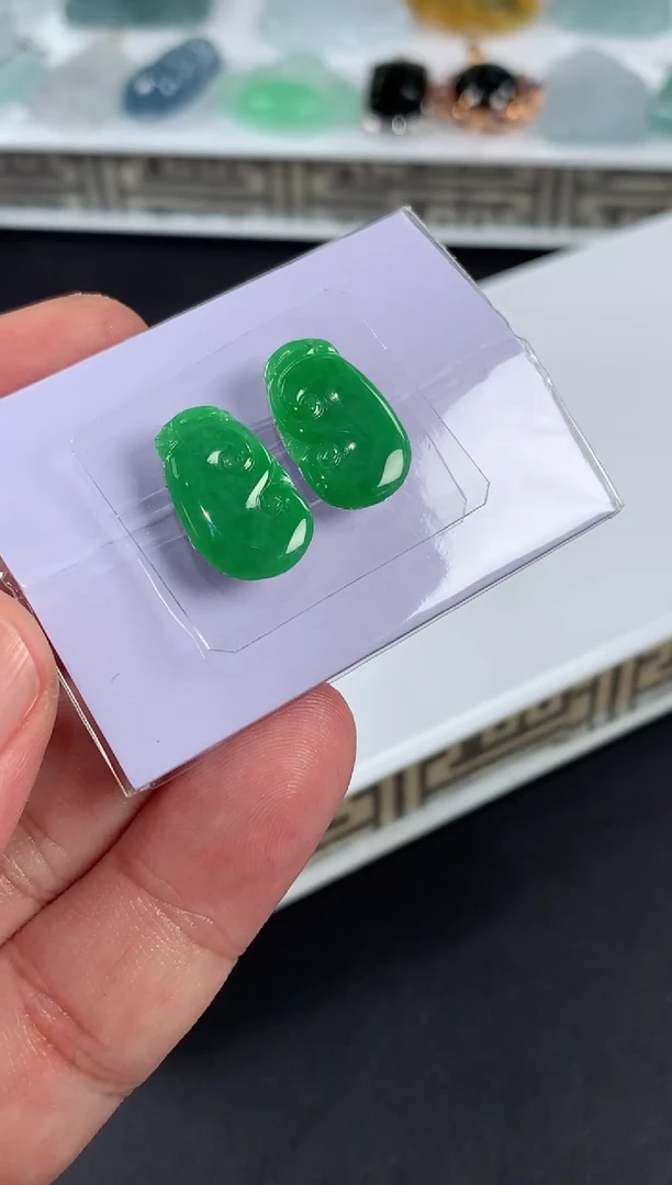 未镶嵌定制翡翠?***笑翡翠