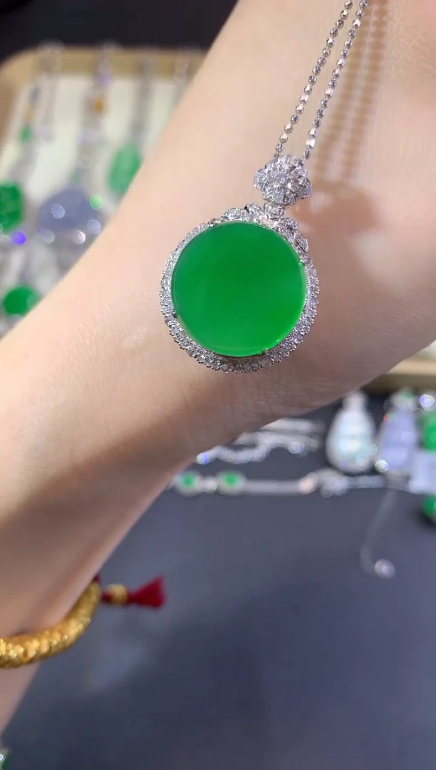 吊坠(不含链)18K金镶嵌翡翠50-圆牌（多样性发货一件