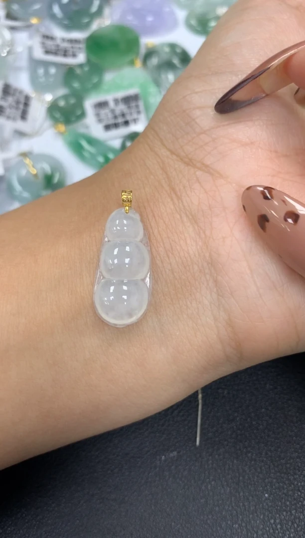 颈饰18K金镶嵌翡翠a货假一赔三支持复检百元上9元证书费自理