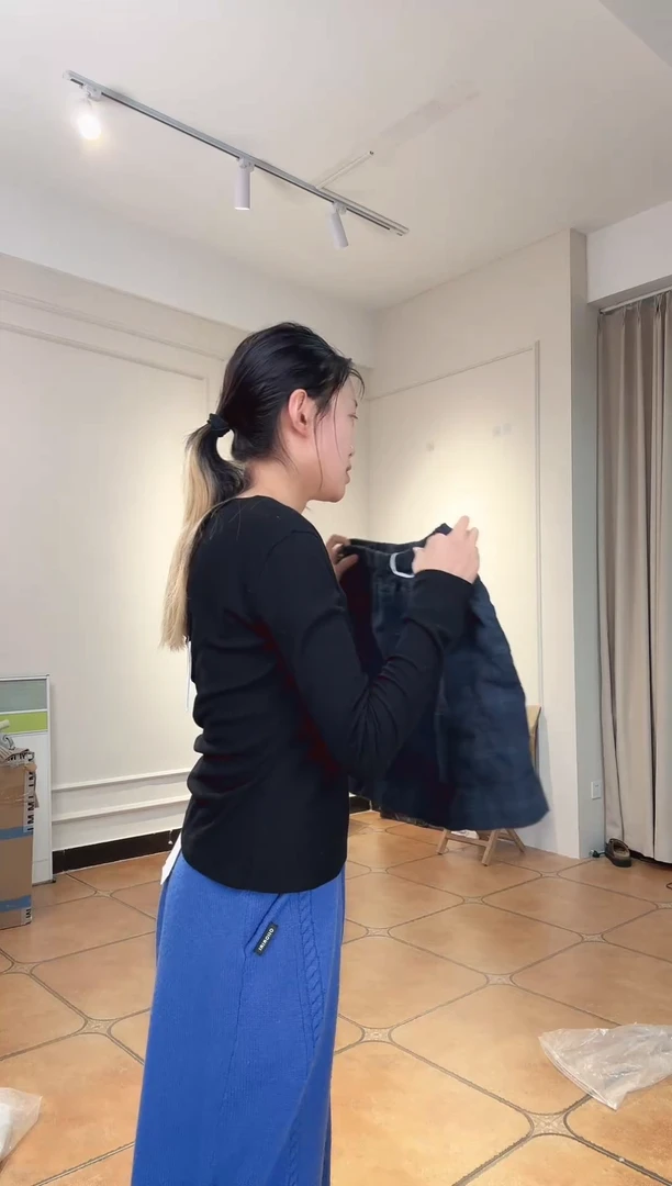 夏*设计师品牌格子短裙