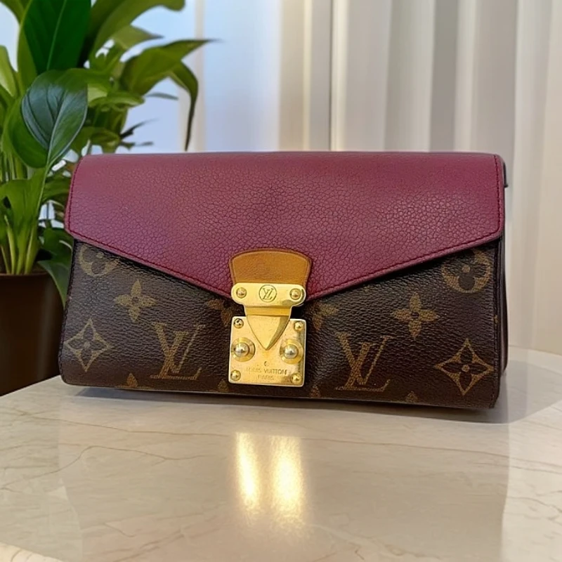 95新 LouisVuitton/路易威登 老花紫色传奇 1115 0310