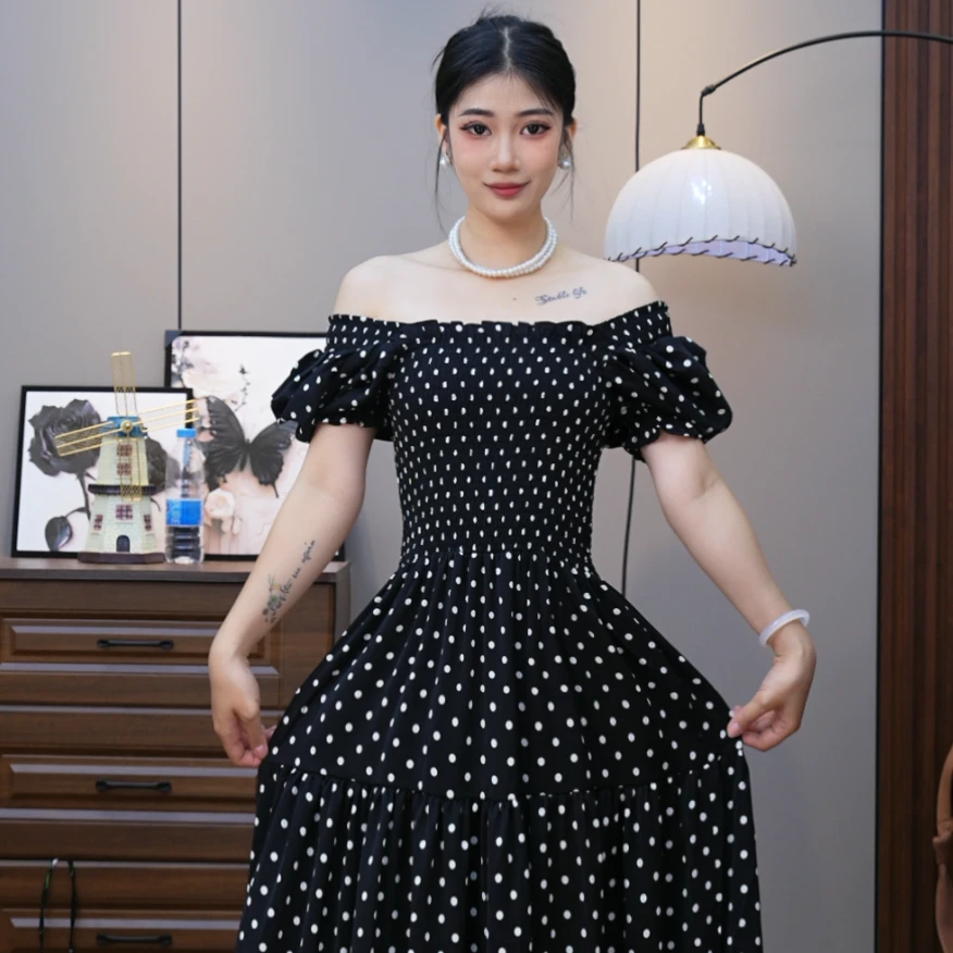 【996】新款气质收腰泡泡袖少女印花碎花黑色赫本风连衣裙长裙夏季