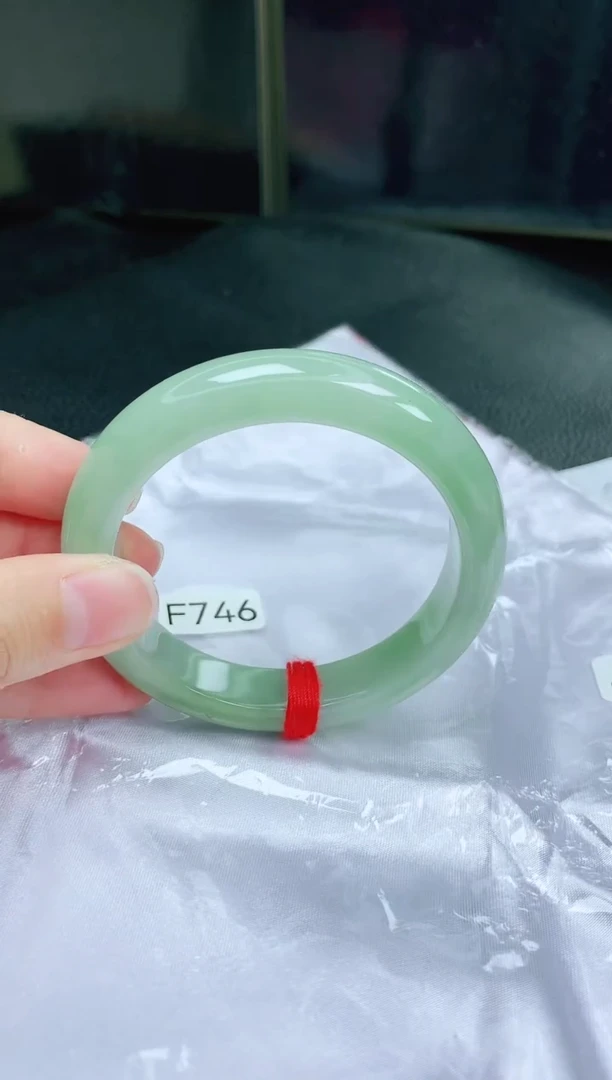 翡翠手镯未镶嵌缅甸天然a货翡翠5455
