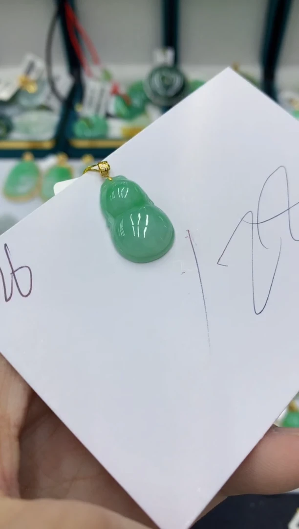 【闪购商品】翡翠颈饰18K金镶嵌1111111111