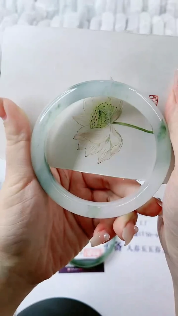 【闪购商品】石英质玉手镯未镶嵌0280104758-64多样性发货