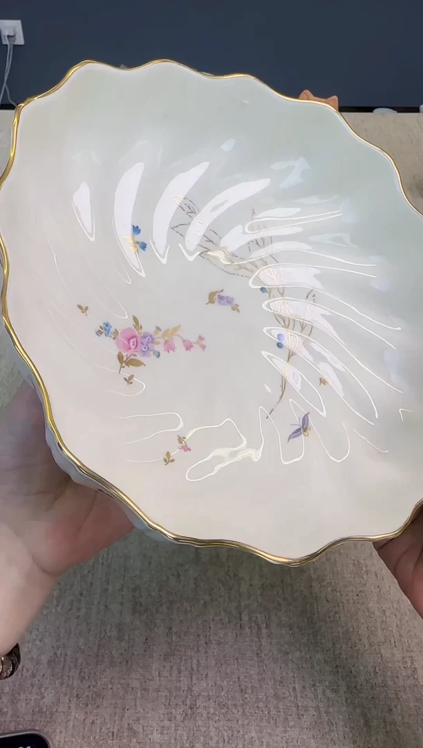瓷片泡泡的瓷器好好看呀