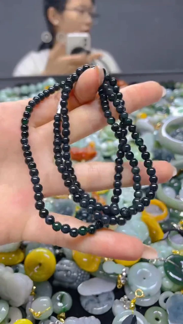 颈饰未镶嵌翡翠4MM/X/翡翠A货，一件也是批发价