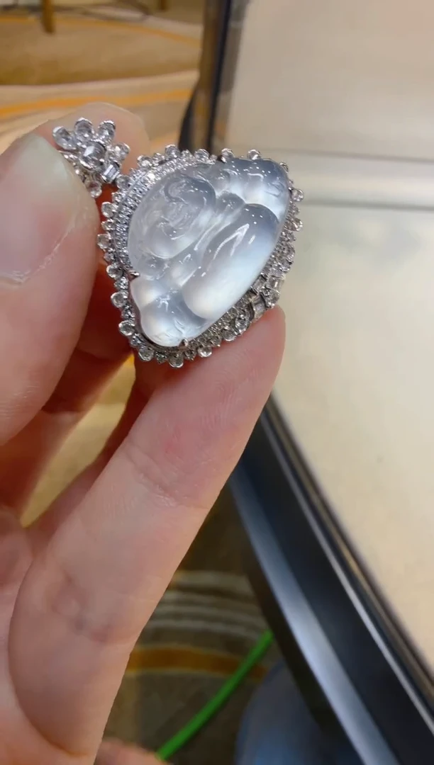 吊坠(不含链)18K金镶嵌翡翠多样性团购发一件