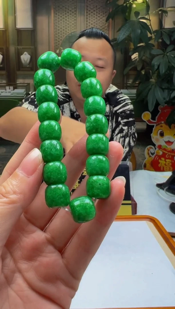 翡翠未镶嵌颈饰YY2025-6-17-7