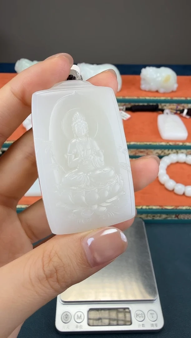 颈饰未镶嵌和田玉1