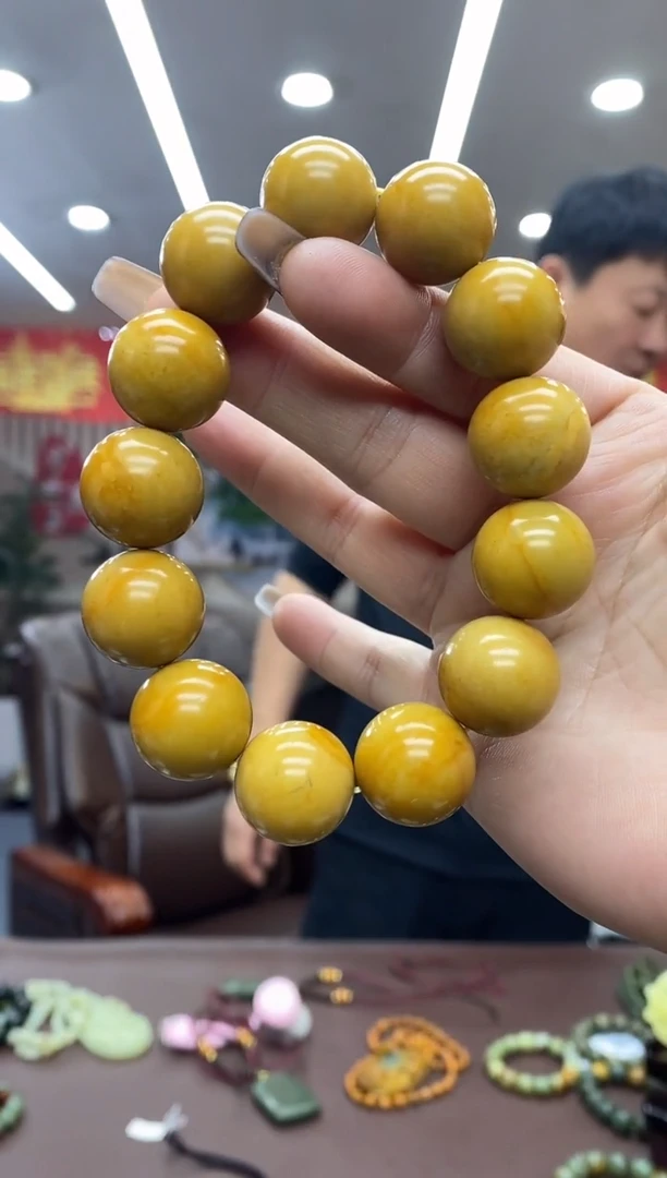 未镶嵌手链和田玉18