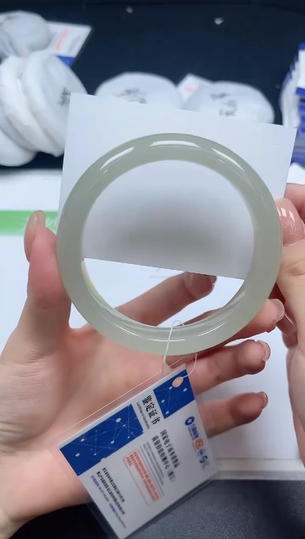 未镶嵌手镯石英质玉076-6162