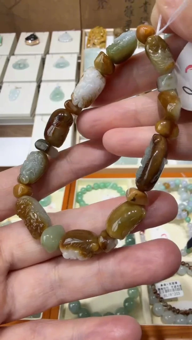 未镶嵌挂件翡翠A货翡翠多样性孤品