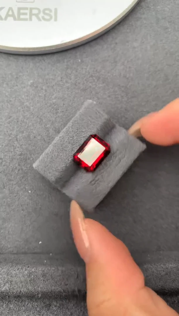 未镶嵌珠宝半成品石榴石6.4ct镁铝榴石  FH  定制