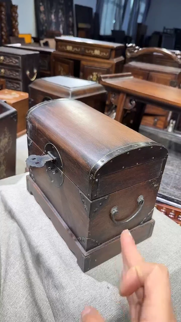 木J***r海黄元宝箱111111111111