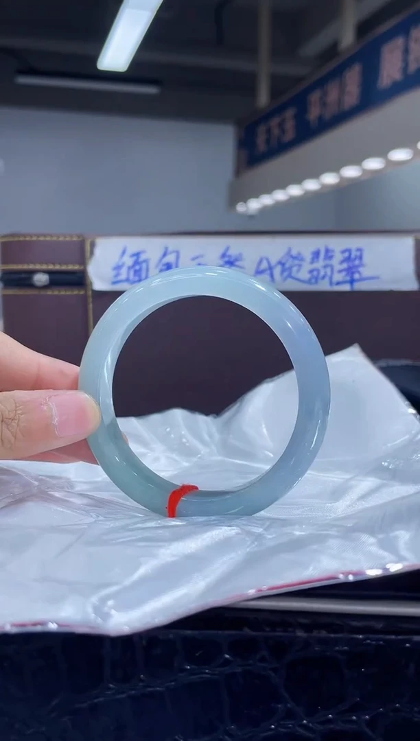未镶嵌手镯翡翠17