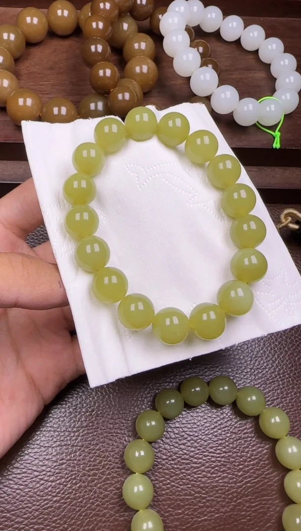 未镶嵌和田玉挂件和田玉手串