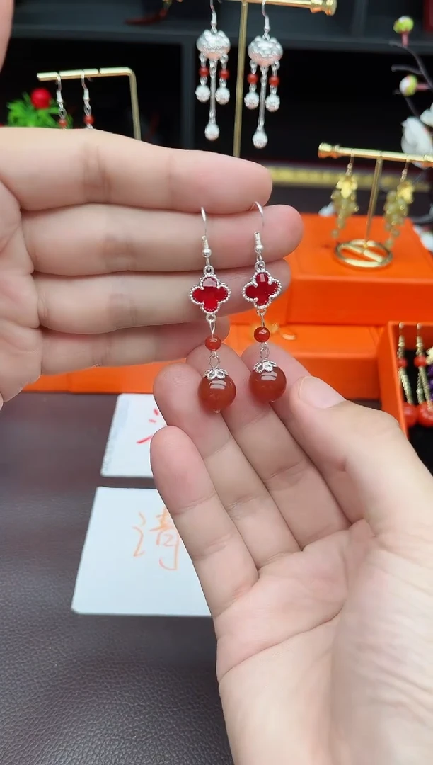 玛瑙/玉髓耳饰未镶嵌233000