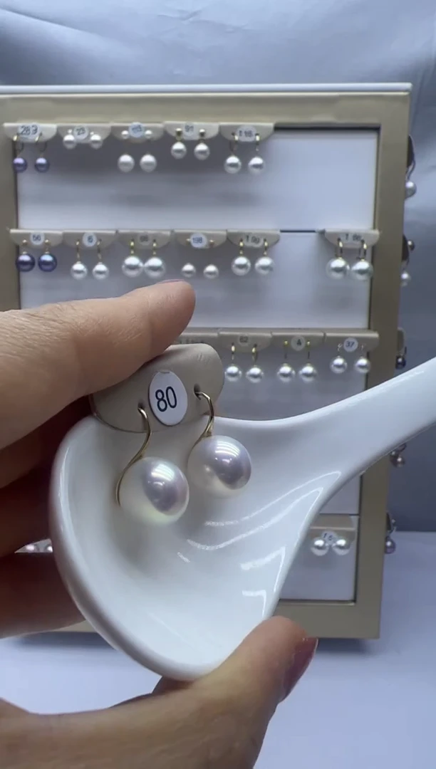 【闪购商品】淡水珍珠耳饰18K金镶嵌80