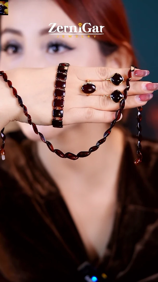 【闪购商品】琥珀颈饰未镶嵌天然琥珀四件套