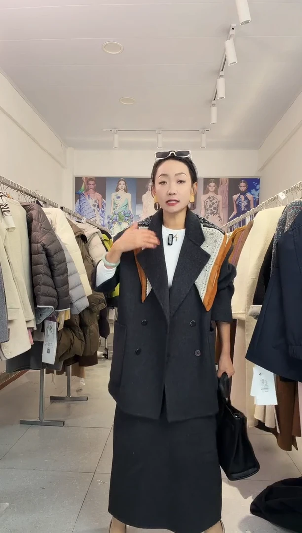 黑色澳毛天丝驼绒140斤以内羊毛大衣