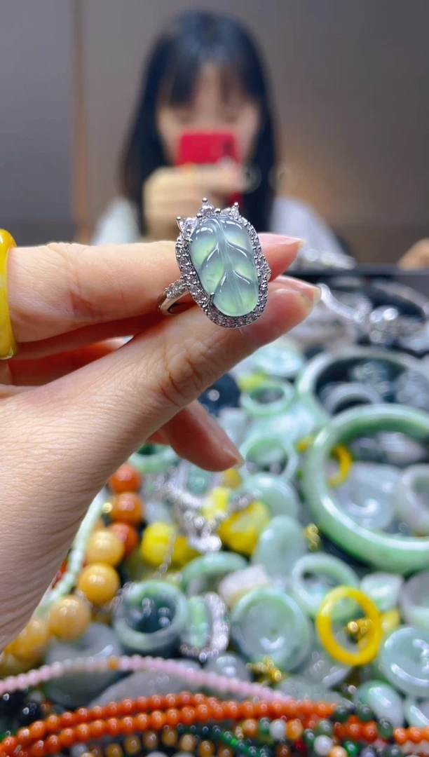 翡翠未镶嵌颈饰/R/翡翠A货一图一物