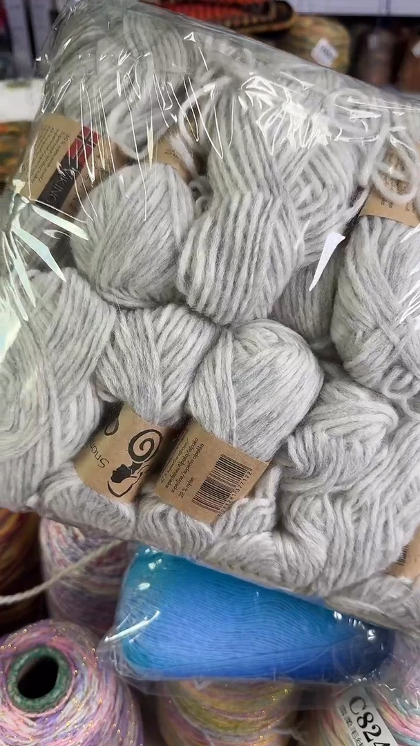 羊毛羊驼喷毛浅灰色0.95斤