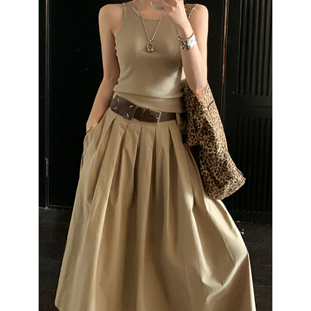 法式小众休闲裙套装女夏季新款简约无袖背心宽松显瘦大摆伞裙