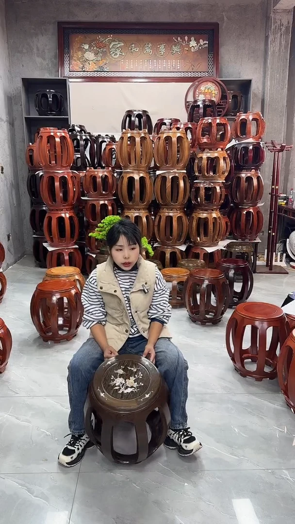 【闪购商品】花梨木类家具鸡翅木大号印花鼓凳一对