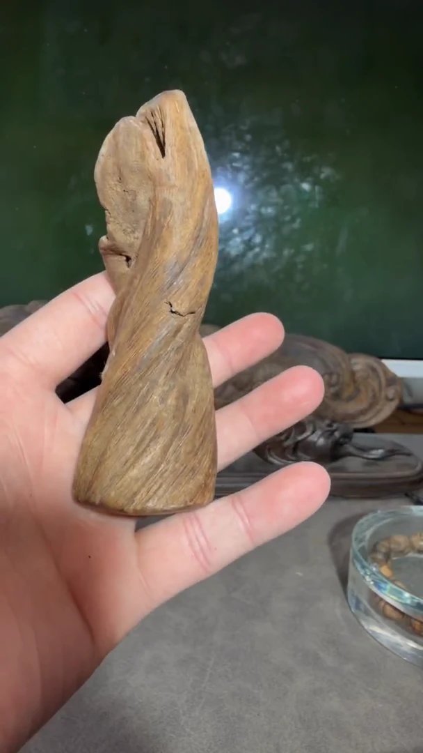 沉香手把件多样性发一