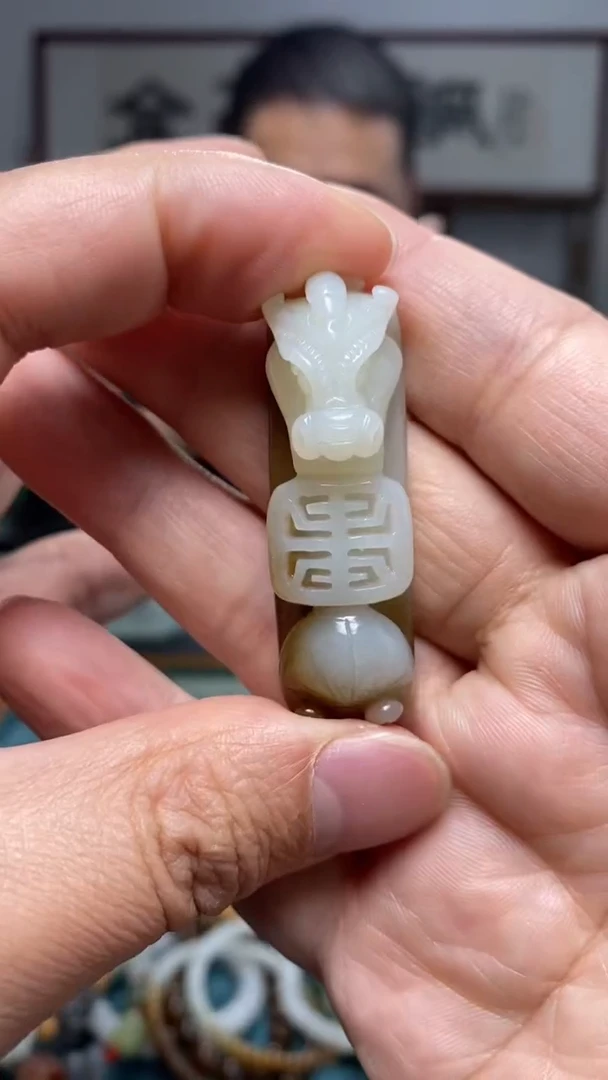 颈饰未镶嵌和田玉56